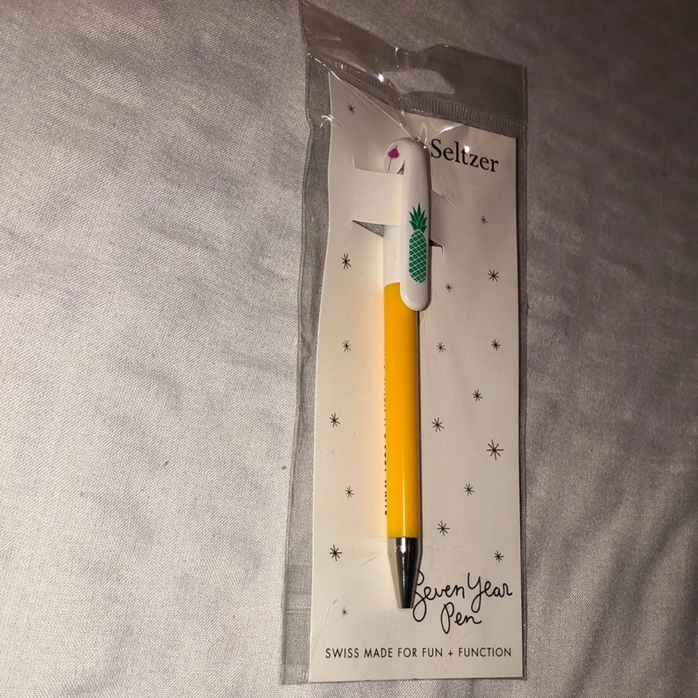 Seltzer Seven Year Pen with Pineapple & Umbrella Design